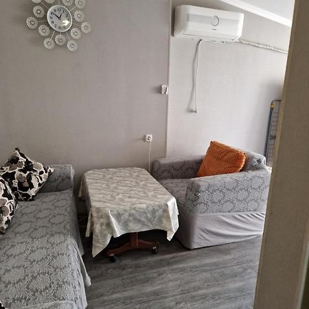Larisa Apartment ティビリシ エクステリア 写真