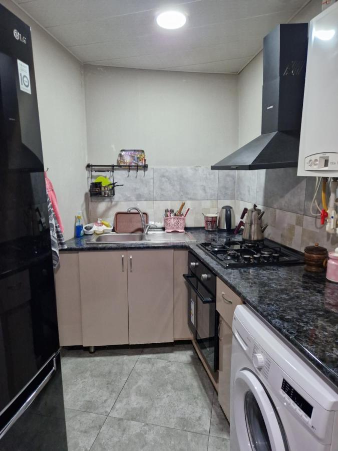 Larisa Apartment ティビリシ エクステリア 写真