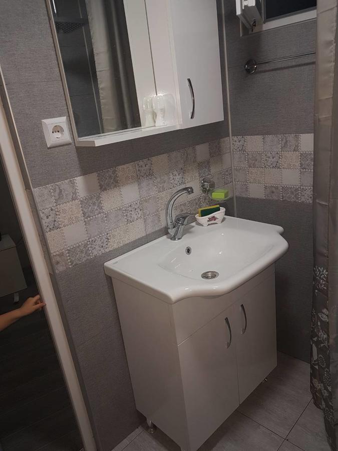 Larisa Apartment ティビリシ エクステリア 写真